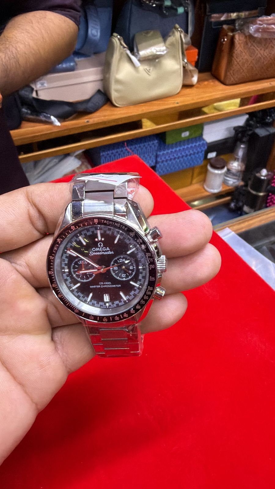 OMEGA Speedmaster Moonwatch Chronograph OMEGA Speedmaster Moonwatch Chronograph