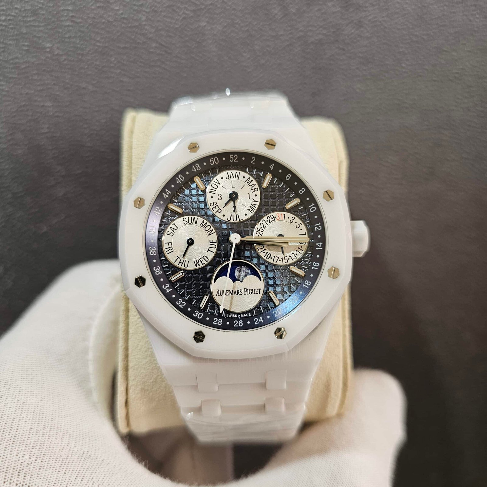 AP Royal Oak Perpetual Calendar
