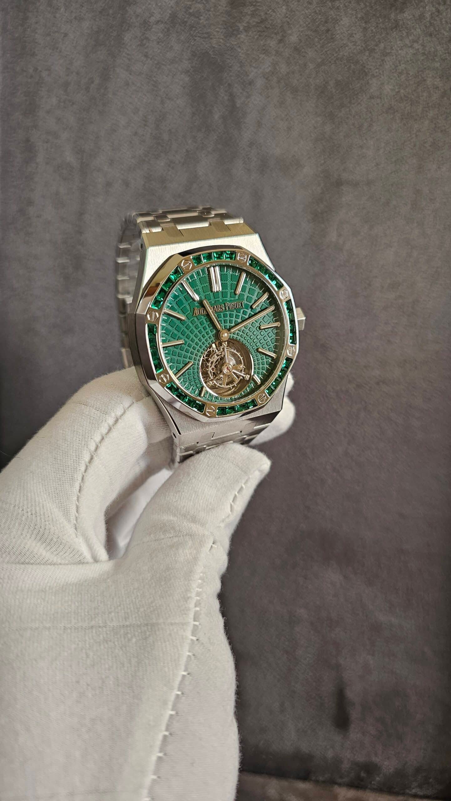 Audemars Piguet Royal Oak Flying Tourbillon 265321C.EE.1220TI.01