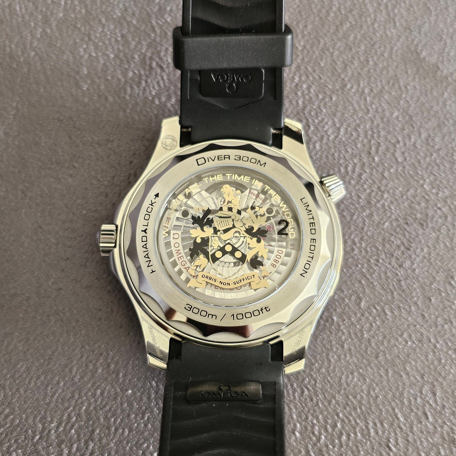 Omega Seamaster Diver 300M James Bond Limited Edition 7007 World Pieces